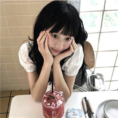 在江边